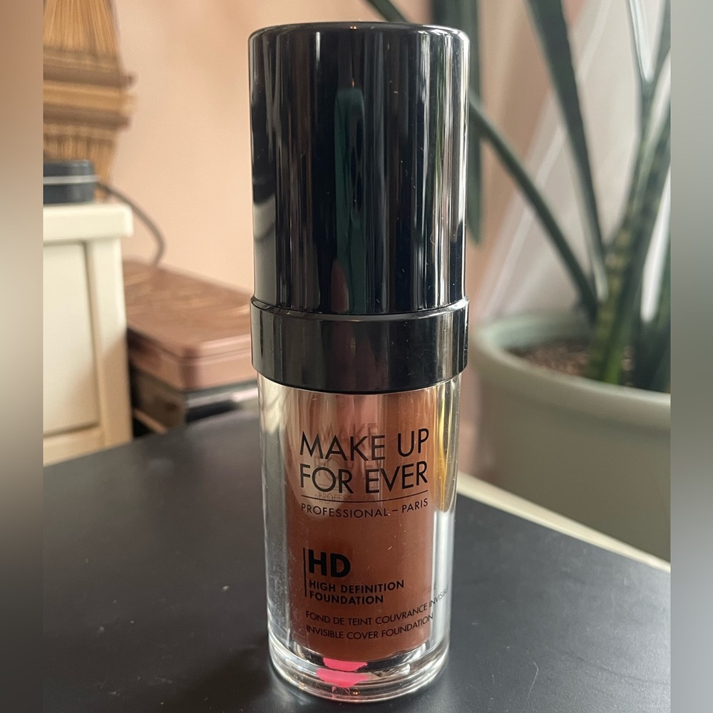 Makeup Forever N185 HD Foundation